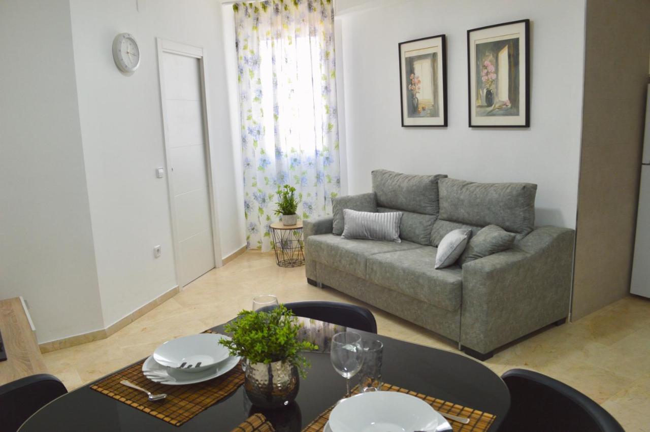 Apartamento Adriana. Centrico, A 50M De La Playa. Фуeнхирола Екстериор снимка