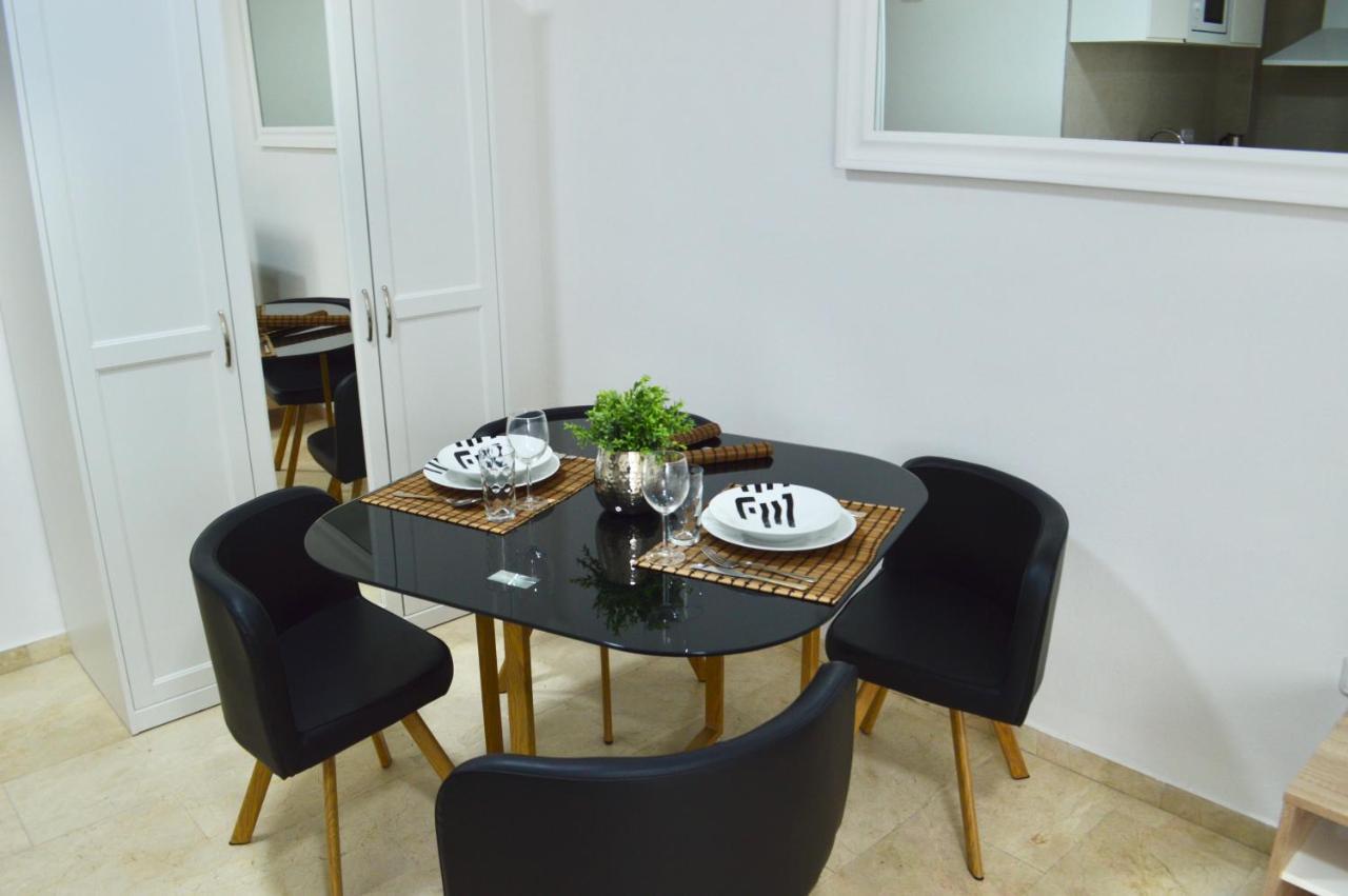 Apartamento Adriana. Centrico, A 50M De La Playa. Фуeнхирола Екстериор снимка